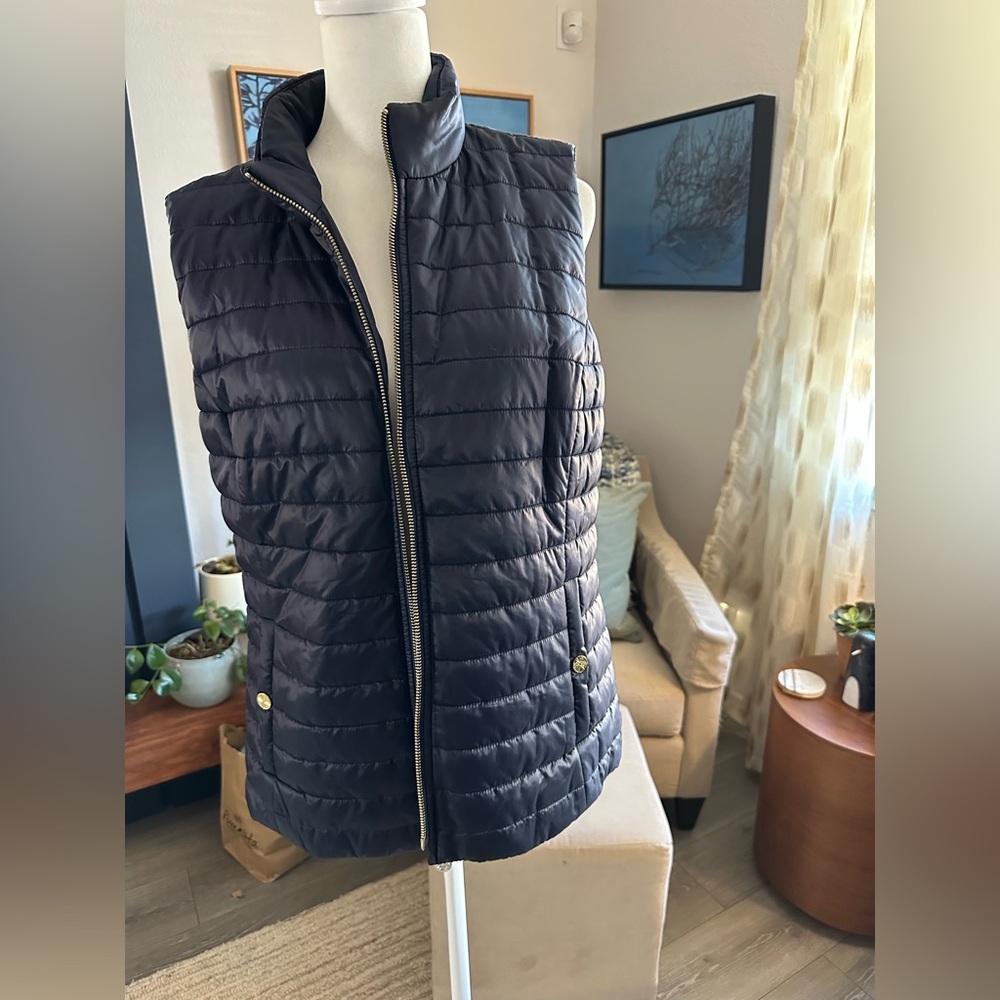 Lilly Pulitzer Navy Size Medium Puffer Vest